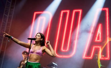 Dua Lipa: Nuk kam të dashur, kjo më bën ta kuptoj më mirë veten