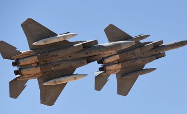 Ushtria saudite ndalon raketën e lëshuar nga Jemeni mbi Rijad