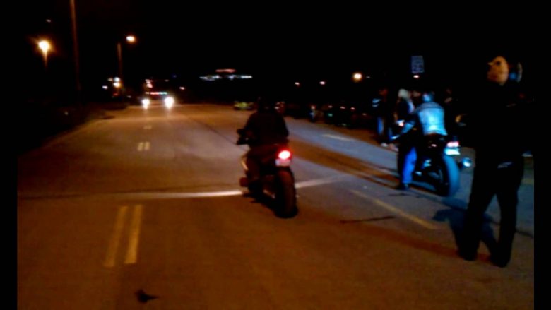 Shqiptohen gjoba për shkelje të rregullave në komunikacion në Shkup, konfiskohen dy motoçikleta