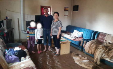 Pas dëmeve të mëdha nga reshjet e shiut, familja Krasniqi ka nevojë për ndihmë (Foto)
