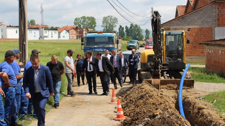Gjilani nis investimet në rrjet të ujësjellësit me kosto 500 mijë euro