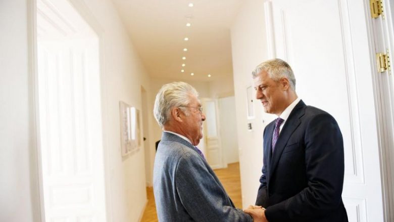 Thaçi falënderon ish-presidentin austriak për mbështetjen që i ka dhënë Kosovës