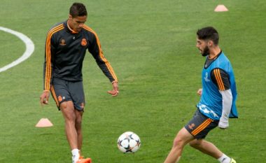 Varane dhe Isco shërohen një ditë para El Clasicos