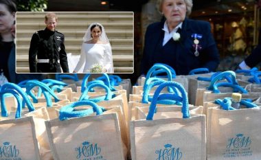 Çantat që iu dhanë dhuratë dasmorëve në martesën e Princit Harry dhe Meghan Markle dalin në shitje në “eBay”