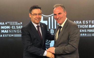 Fatmir Limaj takohet me presidentin e Barcelonës, e fton ta vizitojë Kosovën