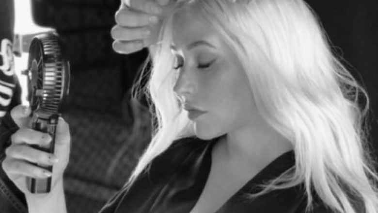 Frizeri shqiptar, Mark Shkreli u përkujdes për pamjen e Christina Aguileras në klipin e ri