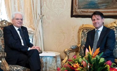 Presidenti italian vihet nën presion për të dekretuar ministrin euroskeptik