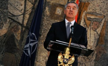 Gjukanoviq zyrtarisht merr detyrën si president i Malit të Zi