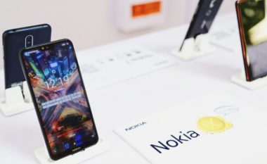 Nokia X vjen me risi