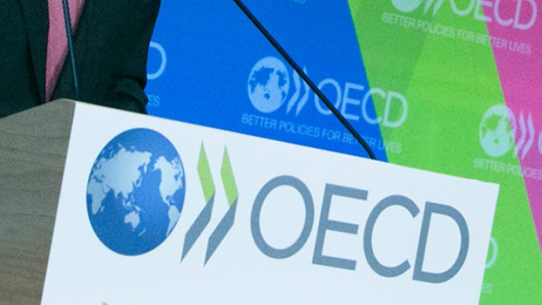 OECD: Ekonomisë botërore do t’i duhet të paktën dy vjet për t’u rikthyer nga ndikimi i pandemisë COVID-19