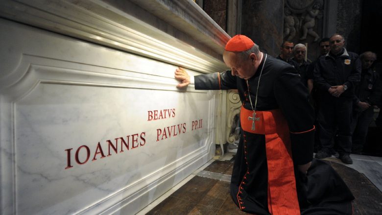 Papa Gjon Pali I qëndroi vetëm 33 ditë: Teoritë për vrasjen e tij