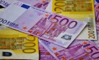 Vidhen 3 mijë euro në Suharekë
