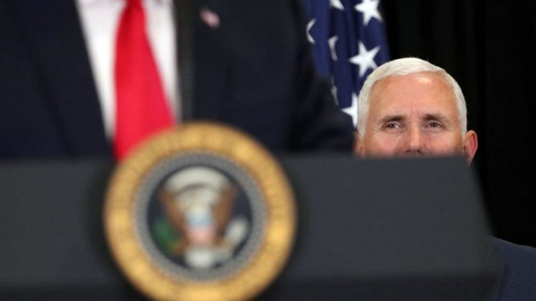 Pence paralajmëron Kim Jong-un: Mos luaj me Trumpin!