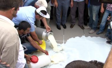 Nuk zbatohet vendimi për qumështin e importuar nga Bosnja