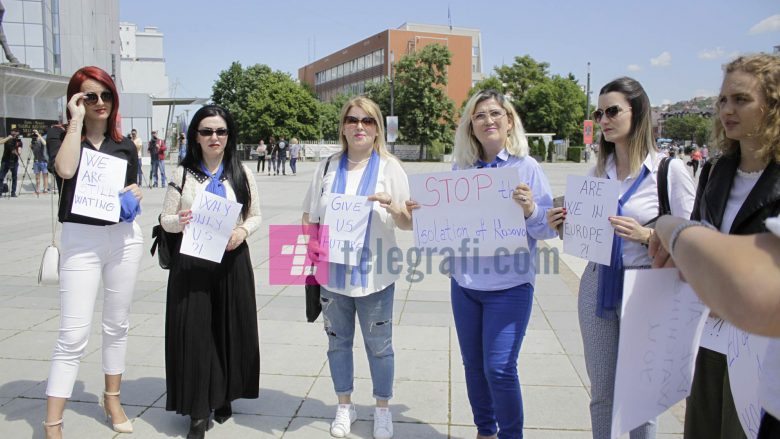 Gratë kërkojnë që Dita e Evropës të mos jetë festë zyrtare
