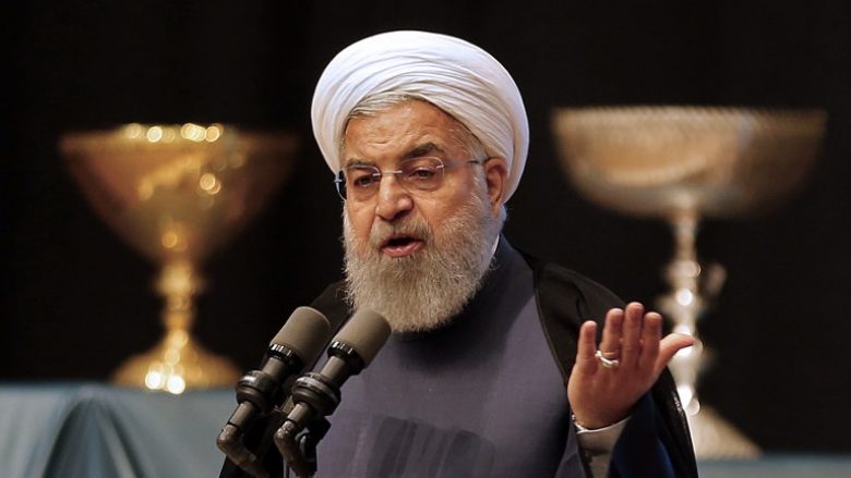 Irani bllokon Telegramin, reagon Rouhani