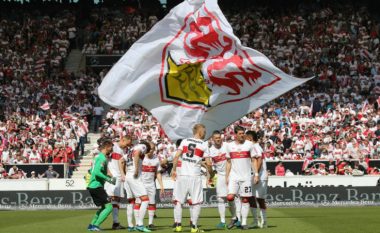 Lojtarët e Stuttgartit i dhurojnë 200 mijë euro pjesëtareve të stafit pas kthimit të formës në Bundesliga