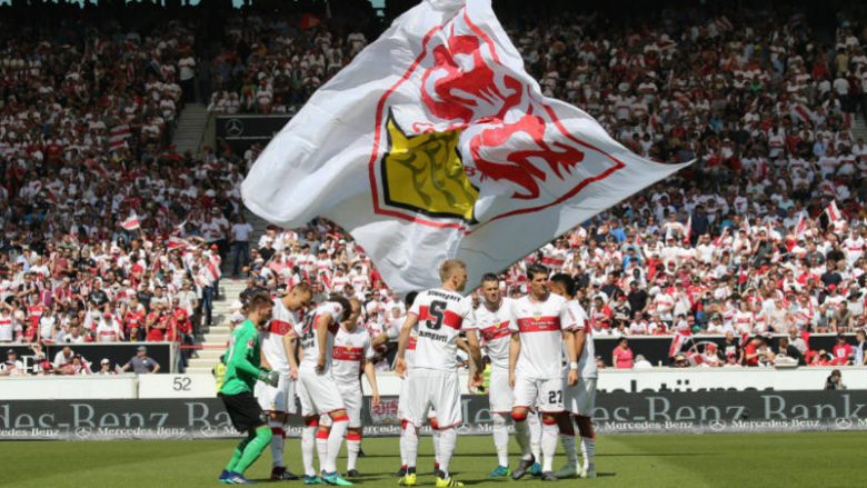 Lojtarët e Stuttgartit i dhurojnë 200 mijë euro pjesëtareve të stafit pas kthimit të formës në Bundesliga