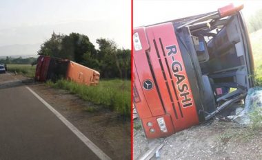 Autobusi del nga rruga në Prokuplje të Serbisë, mediat serbe raportojnë për nëntë kosovarë të lënduar (Video)