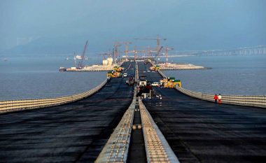 Ura që lidh tre qytete të Kinës, gati për inaugurim