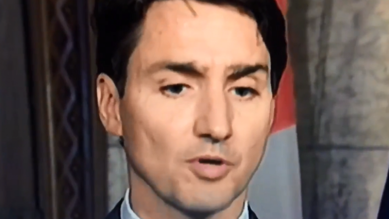 Kryeministrit kanadez i bien vetullat gjatë konferencës (Video)
