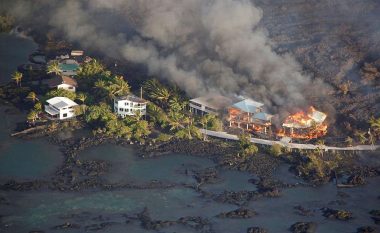 “Pamje apokaliptike”: Llava e derdhur e vullkanit në Havai “gëlltit” brenda nate qindra shtëpi (Foto/Video)