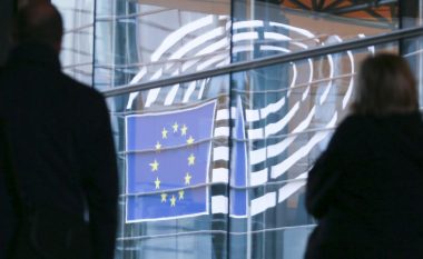 Dera për anëtarësimin e Shqipërisë në BE mbetet e mbyllur