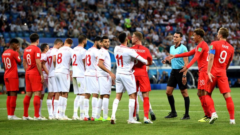 Tunizi 1-2 Angli, notat e lojtarëve