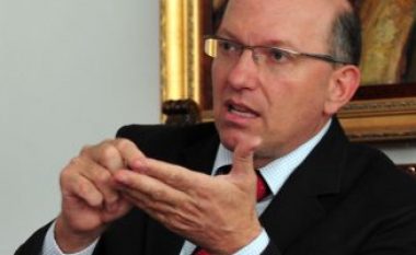 Azeski: Ngjarjet politike nuk ndikojnë mbi biznesin me Bullgarinë
