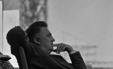 Federico Fellini, gjeniu që krijoi mijëra botë – mes qiellit, ferrit dhe cirkut