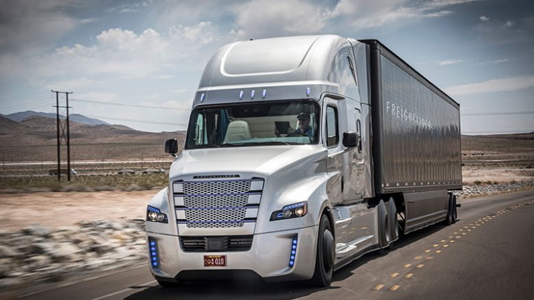 Kanadaja kërkon 48 mijë shoferë kamioni, paga vjetore 80 mijë dollarë
