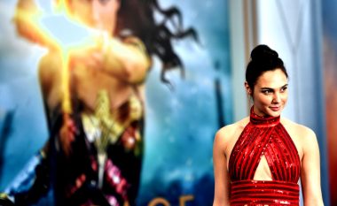 Gal Gadot do të vijë sërish në rolin e superheroinës në filmin “Wonder Woman 1984”