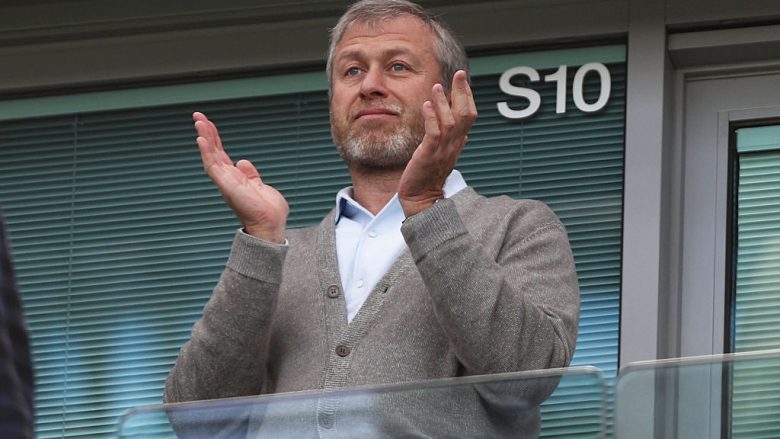 Eksperti anglez i futbollit, Maguire: Abramovich mund ta shes klubin për 1 miliard funte