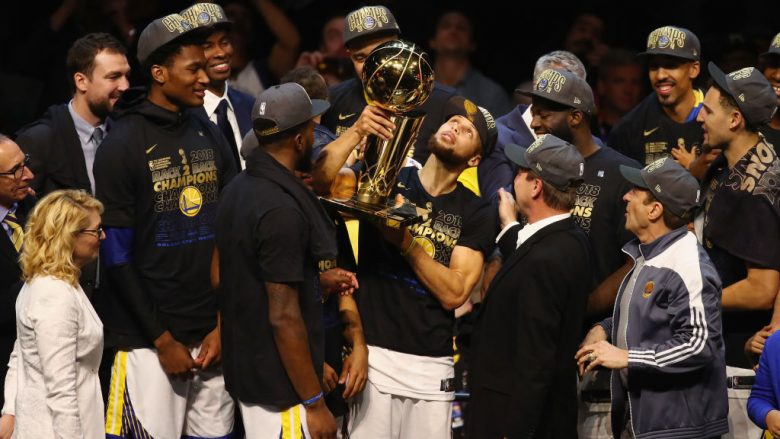 Golden State Warriors përsëri kampion në NBA