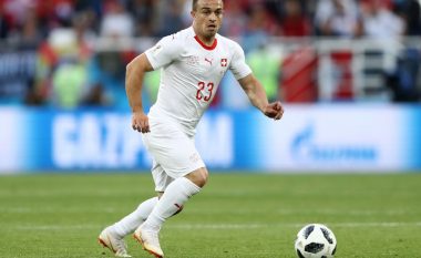 Xherdan Shaqiri qëlloi shtyllën me një goditje mjeshtërore!