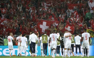 Serbia nuk përmbahet nga dëshpërimi, ankohet në FIFA për festimet dhe gjyqtarin