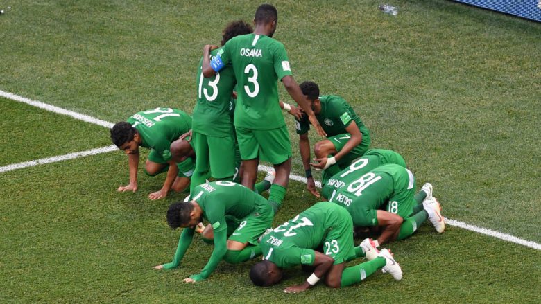 Arabia Saudite e mposht Egjiptin, largohen nga Kampionati Botëror me një fitore