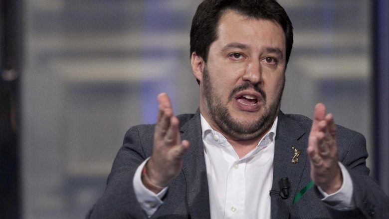 Salvini: Kohët e bukura për emigrantët mbaruan, tani duhet të largohen