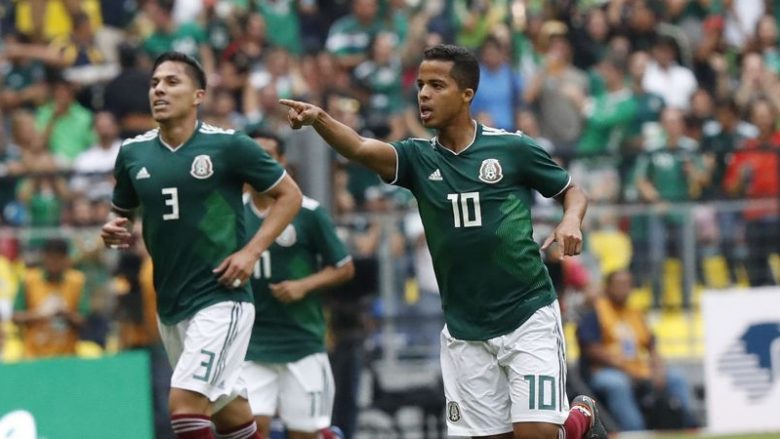 Tetë lojtarë të Kombëtares së Meksikës, festojnë me alkool dhe 30 prostituta pak para Kampionatit Botëror