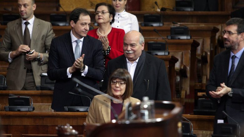 Vucis: Në Kuvendin grek do të ratifikohet vetëm marrëveshja e plotësuar për çështjen e emrit