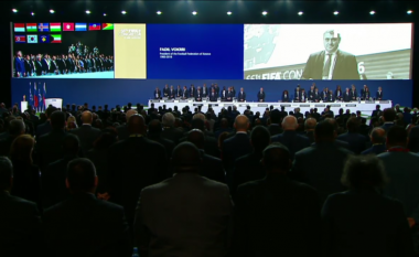 Kongresi i FIFA-s nderon Fadil Vokrrin me një minutë heshtje