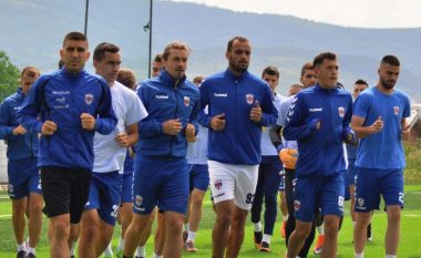 Prishtina arrin në Gjibraltar, FC Europa i uron mirëseardhje në shqip