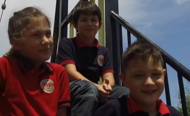 Si përgjigjen fëmijët për pushimet verore dhe çmimet e tyre (Video)