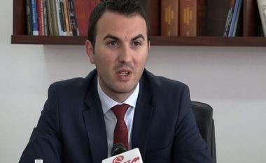 Ministri Ademi nuk është i sigurt nëse reformat në arsim do të fillojnë në shtator
