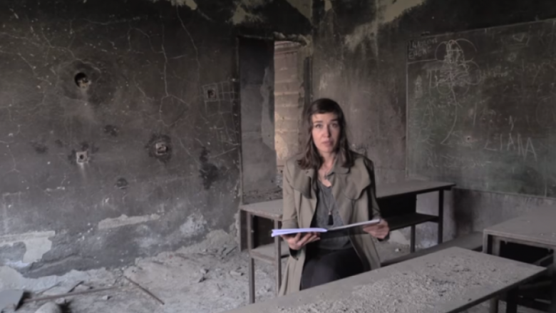 Ambasada Amerikane shfaq rrëfimin e Arta Dobroshit të kohës së luftës në Kosovë