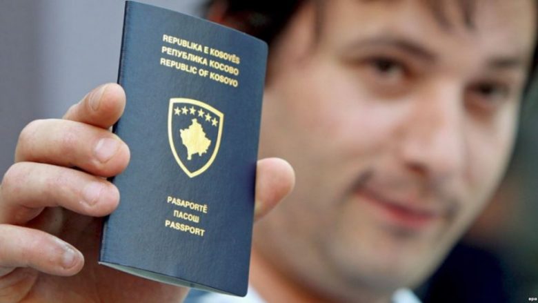 Rritet numri i qytetarëve që heqin dorë nga shtetësia e Kosovës