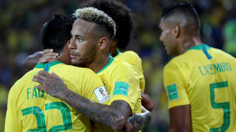 Fenomeni Ronaldo: Kritikat ndaj Neymarit janë të pa kuptimta
