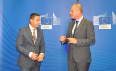 Bytyqi nënshkroi në Bruksel marrëveshjen “Erasmus+”