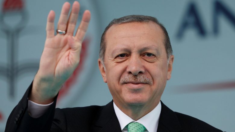 Rama dhe Vuçiq urojnë Erdoganin për suksesin në zgjedhje