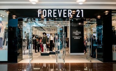 ‘Forever 21’ po vjen në Royal Mall
